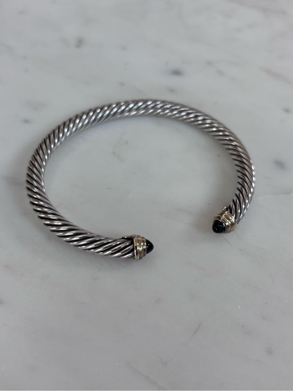 Authentic David Yurman 5mm Cable Classics Cuff Bracelet 14k Gold Onyx Medium